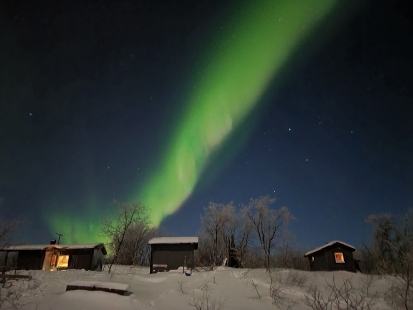 Nordlys over Bojobæskihytta