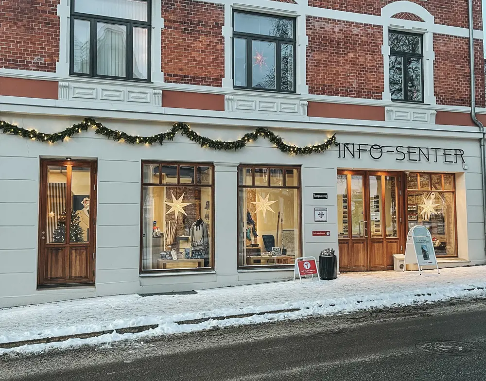 Fasaden til medlemskontoret til DNT Nedre Glomma i Sarpsborg.