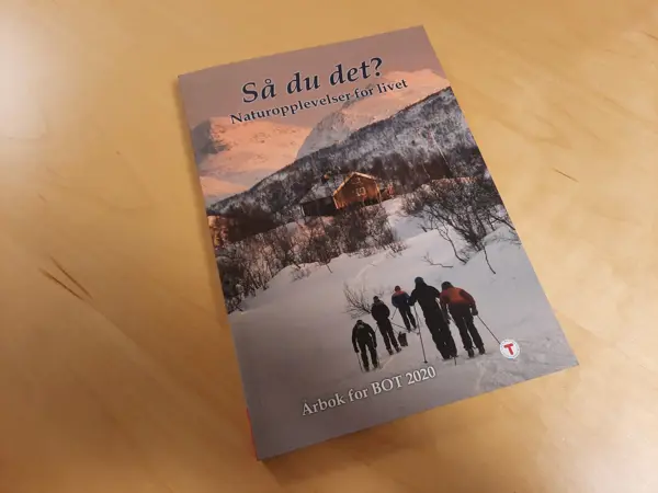 Bilde av forsiden på årbok