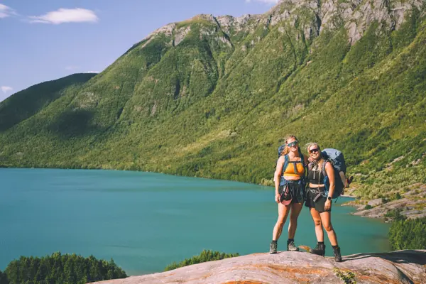 To damer på et fjell