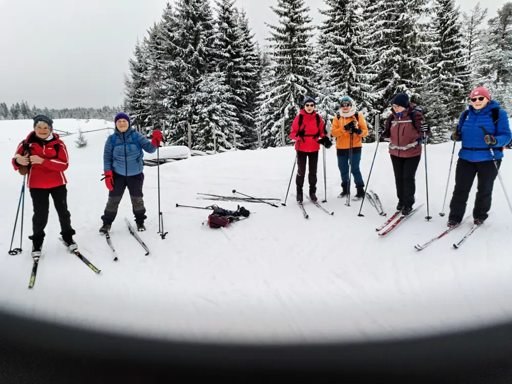 Skiløpere på tur med Onsdagsgruppa
