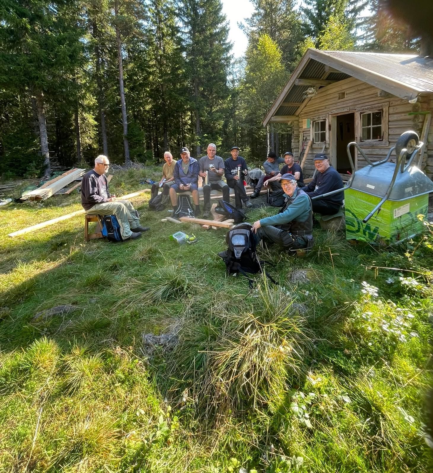 Dugnad p&aring; Smalmyrkoia