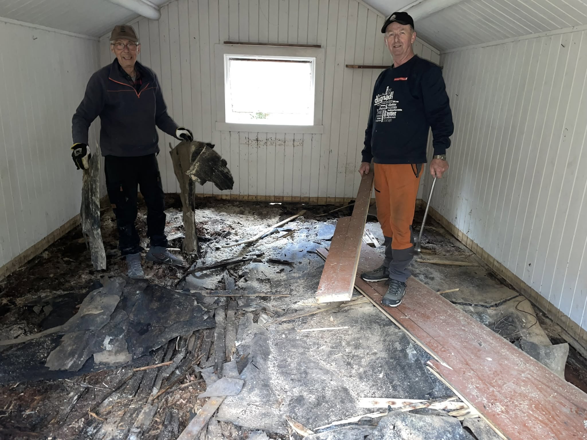 Dugnad p&aring; Smalmyrkoia