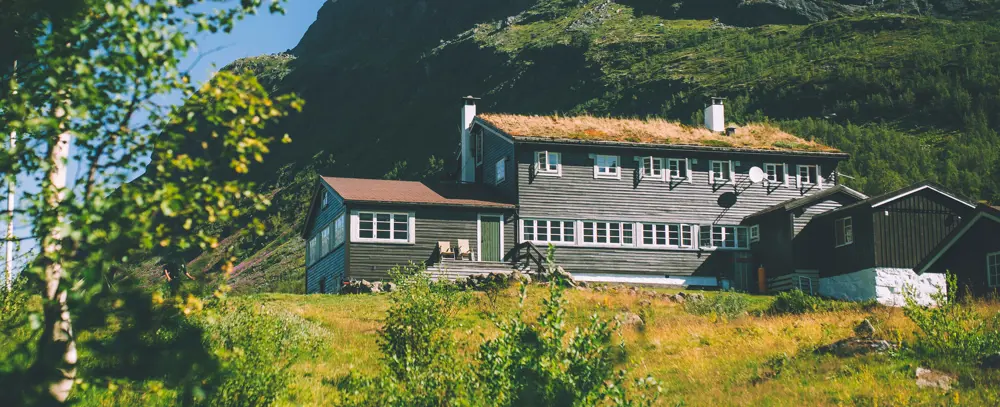 Andre uken av minutt for minutt gikk fem dager gjennom Jotunheimen. Bildet er fra turen fra Skogadalsbøen og ned mot Fleskedalen.