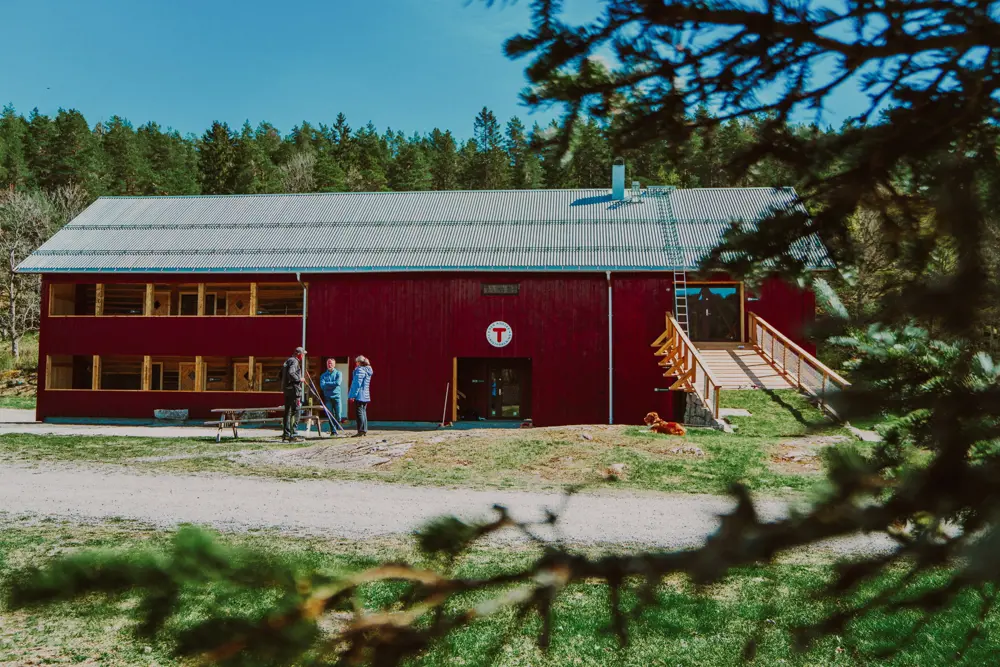 Breivoll gård. Låven er snart klar for åpning 22. mai 2022.