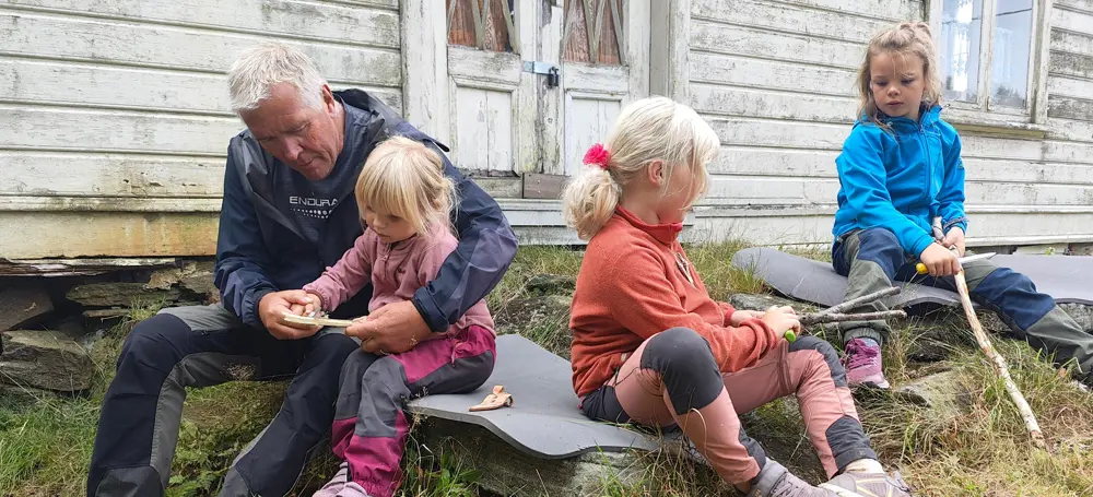 Kom deg ut i Kragerø: Barnas Turlag Kragerø inviterte til Kom deg ut dagen ved Valbergtjenna.