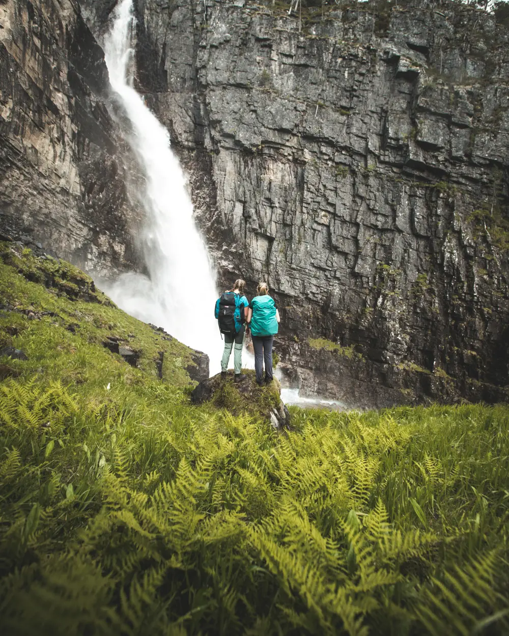 Signatur Trollheimen med DNTung Trøndelag 2020. Nauståfossen.