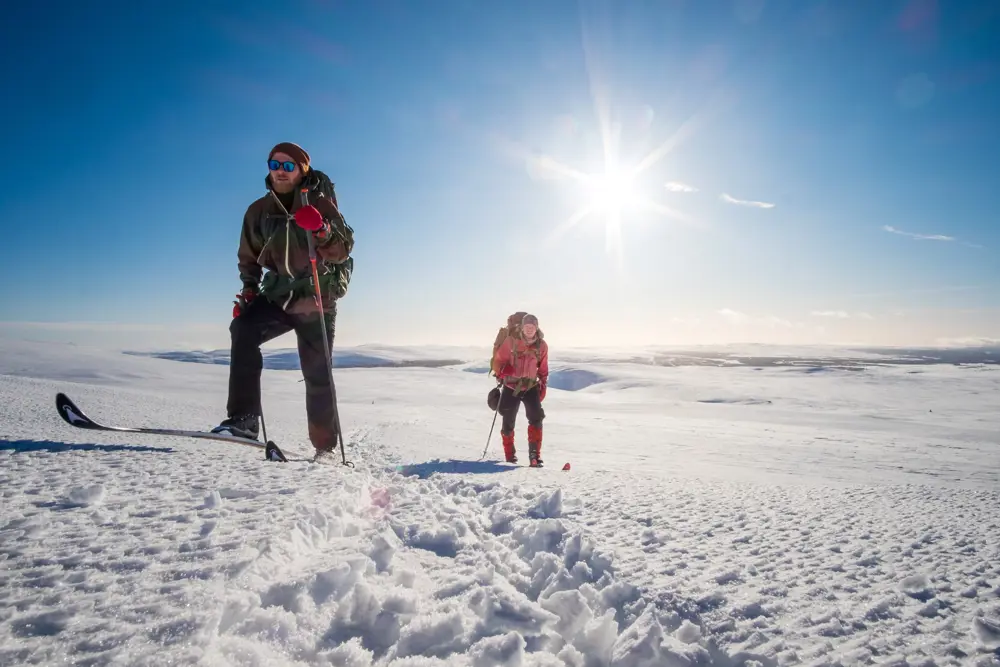 Skitur i fint vintervær til Store Kvia og Borkebua på Ringebufjellet.