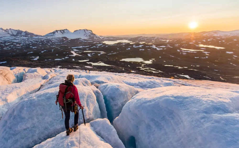 Kveldstur pÂ Bøverbrean i Jotunheimen. Finalister i DNTs sommerkonkurranse 2017. 