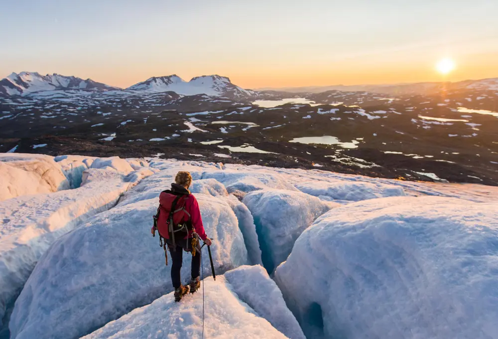 Kveldstur pÂ Bøverbrean i Jotunheimen. Finalister i DNTs sommerkonkurranse 2017. 