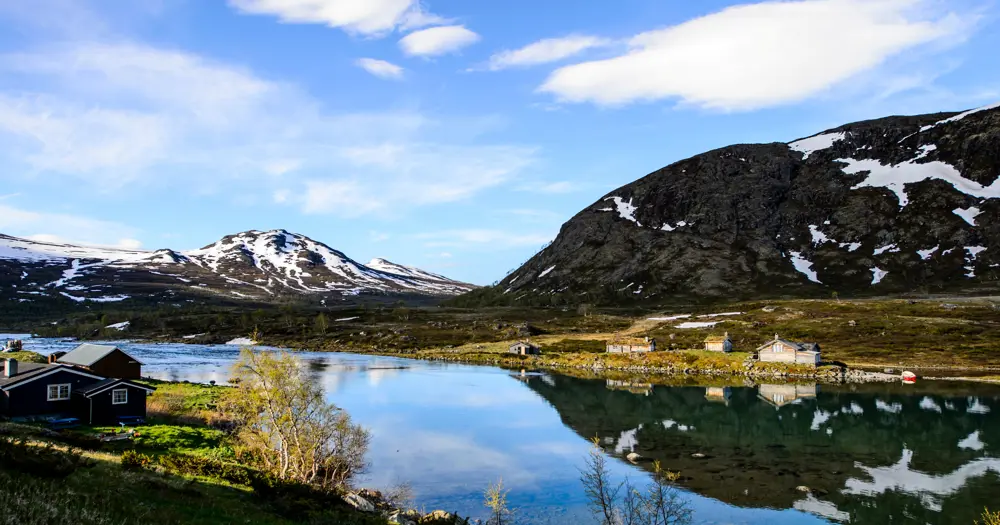 Sommeråpning i Jotunheimen 2015. Multisport, tur over Besseggen og innebilder fra Gjendesheim. 