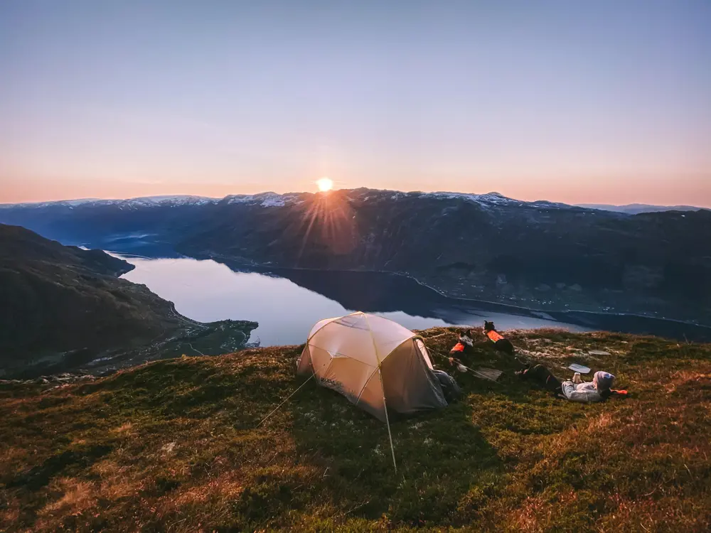 Siste solglimt på Dronningstien