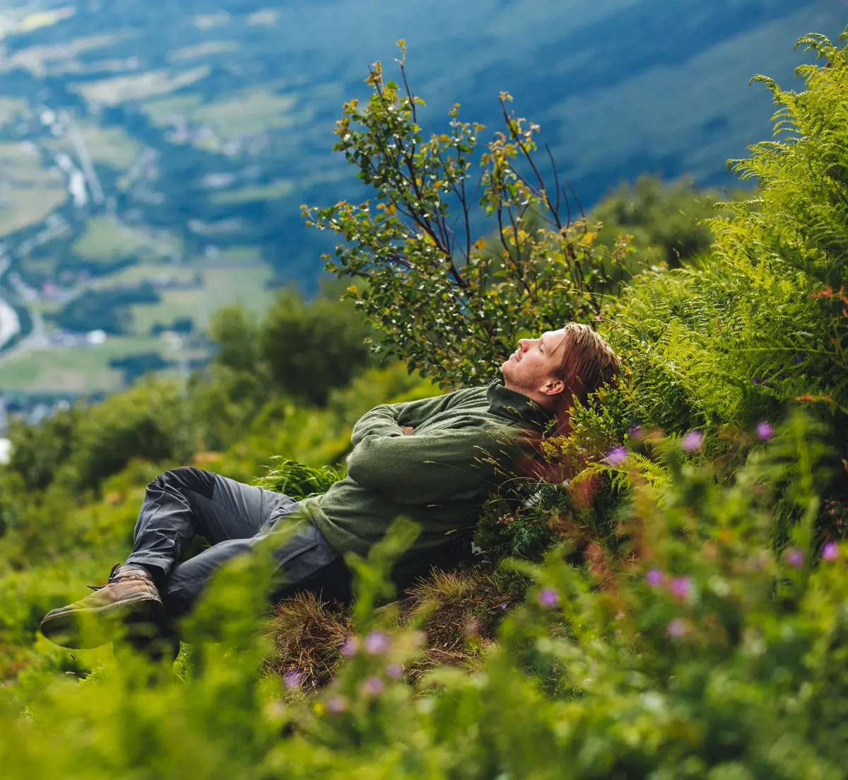 Turen gikk opp Saksa toppen, hvor pauser underveis brukes til å nyte den norske natur