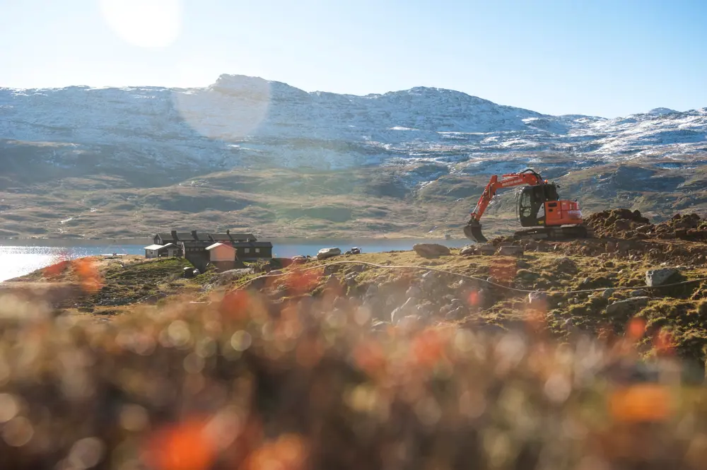 Bilde fra bygginga av mikrokraftverket på Iungsdalshytta