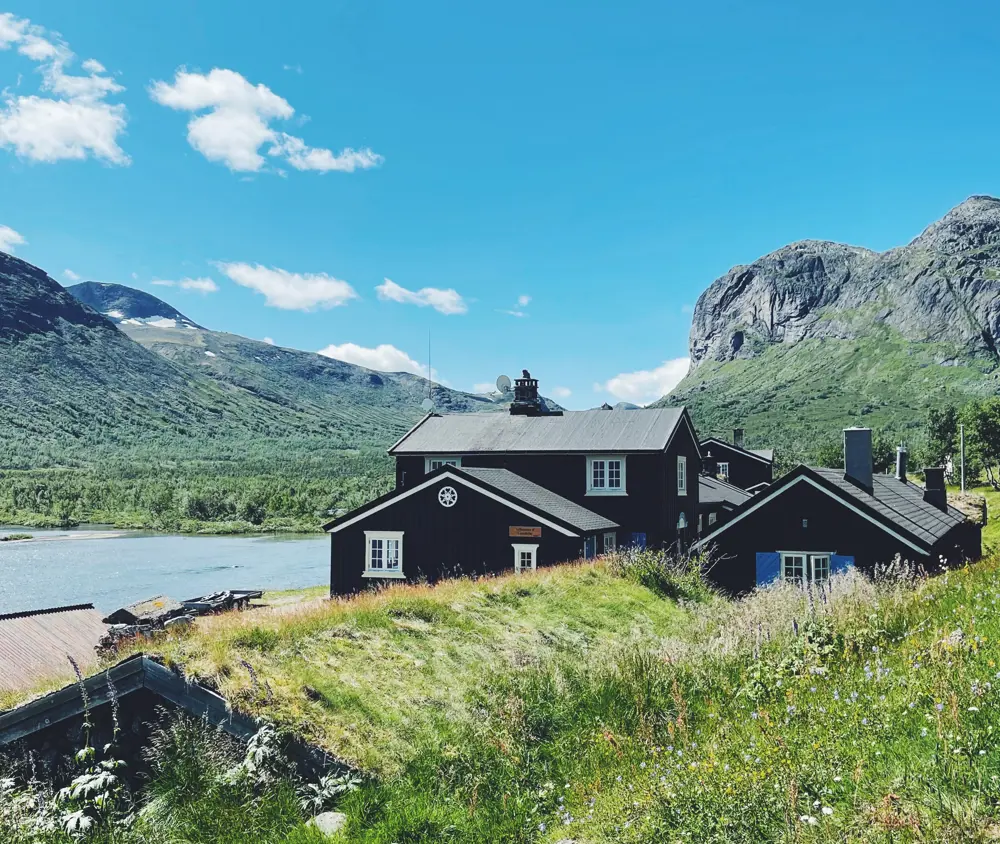 Bilder tatt med Iphone/ til Instagram. 

Fra Gjendebu sitt 150 års jubileum