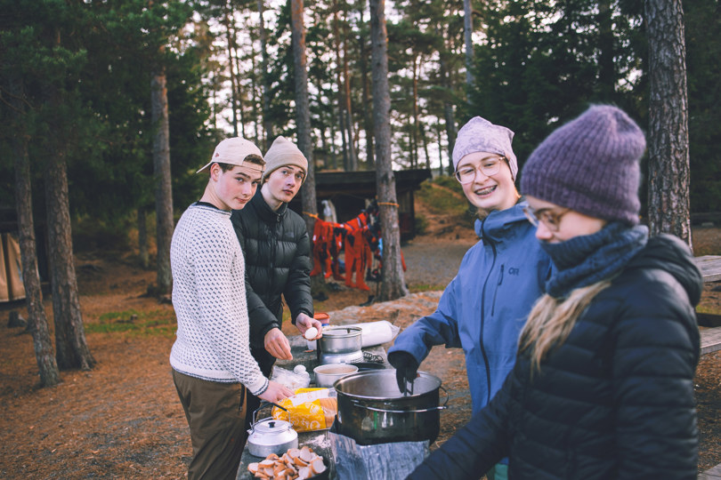 Unge Naturtalenter i DNT Sør. Samling med kanopadling på Oggevann.