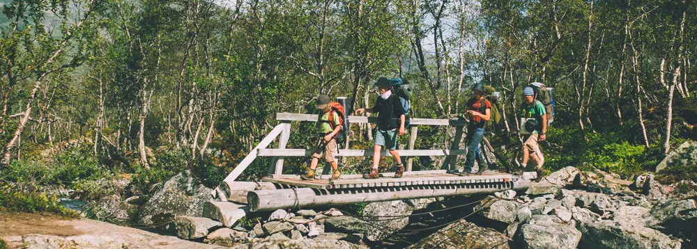Andre uken av minutt for minutt gikk fem dager gjennom Jotunheimen. Bildet er fra turen fra Skogadalsbøen og ned mot Fleskedalen.