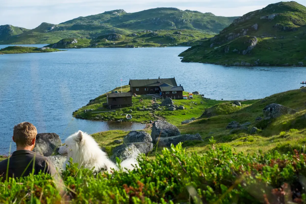 Øyuvsbu turisthytte i Setesdal Vesthei.