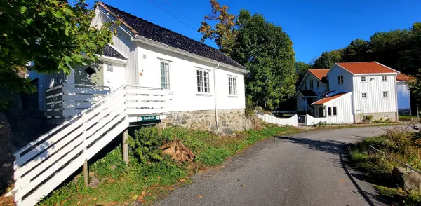 Randvik Kystledhytte: Fredriks Hus og Hovedhytta