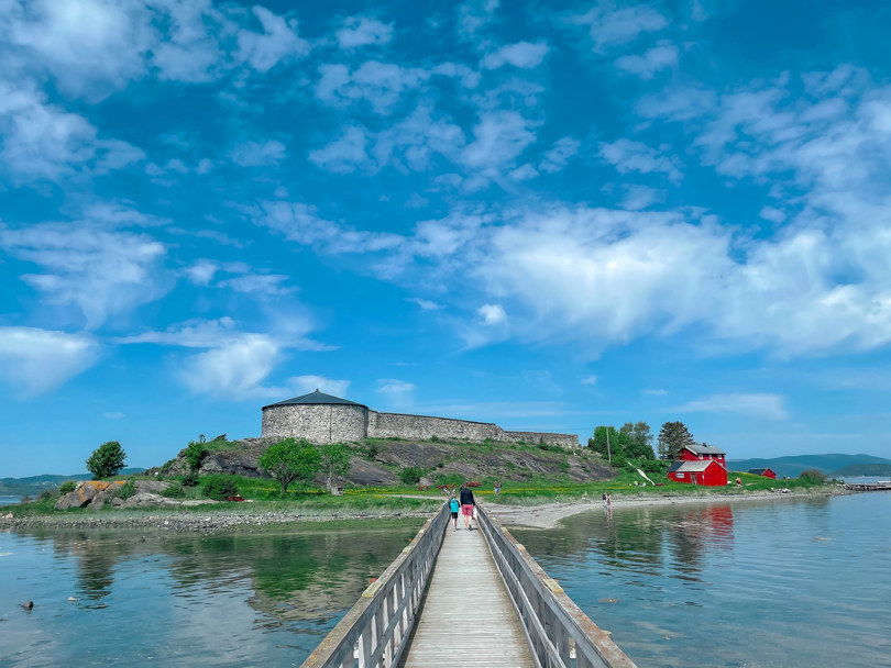 Badetur til Steinvikholmen, Skatval