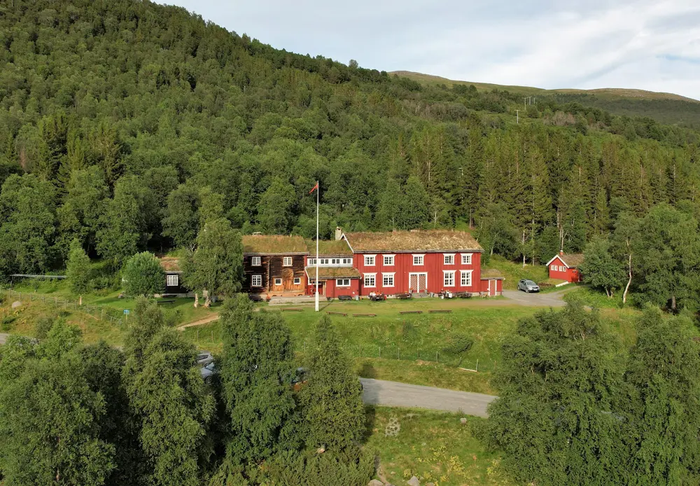 Gjevilvasshytta i Trollheimen. Kåret til Norges fineste betjente DNT-hytta.