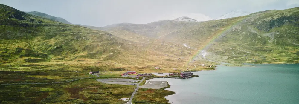 Dronebilder av Fondsbu, høsten 2024.
