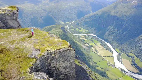 Toppturer i Midt-Norge, Ekkertinden