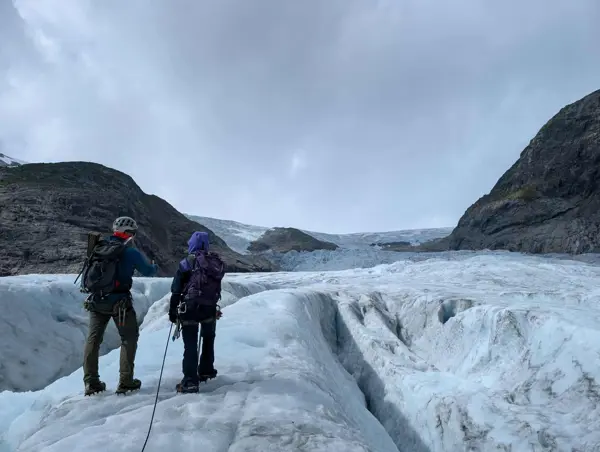 Minibrekurs med Dnt Ung ved Jostedalsbreen