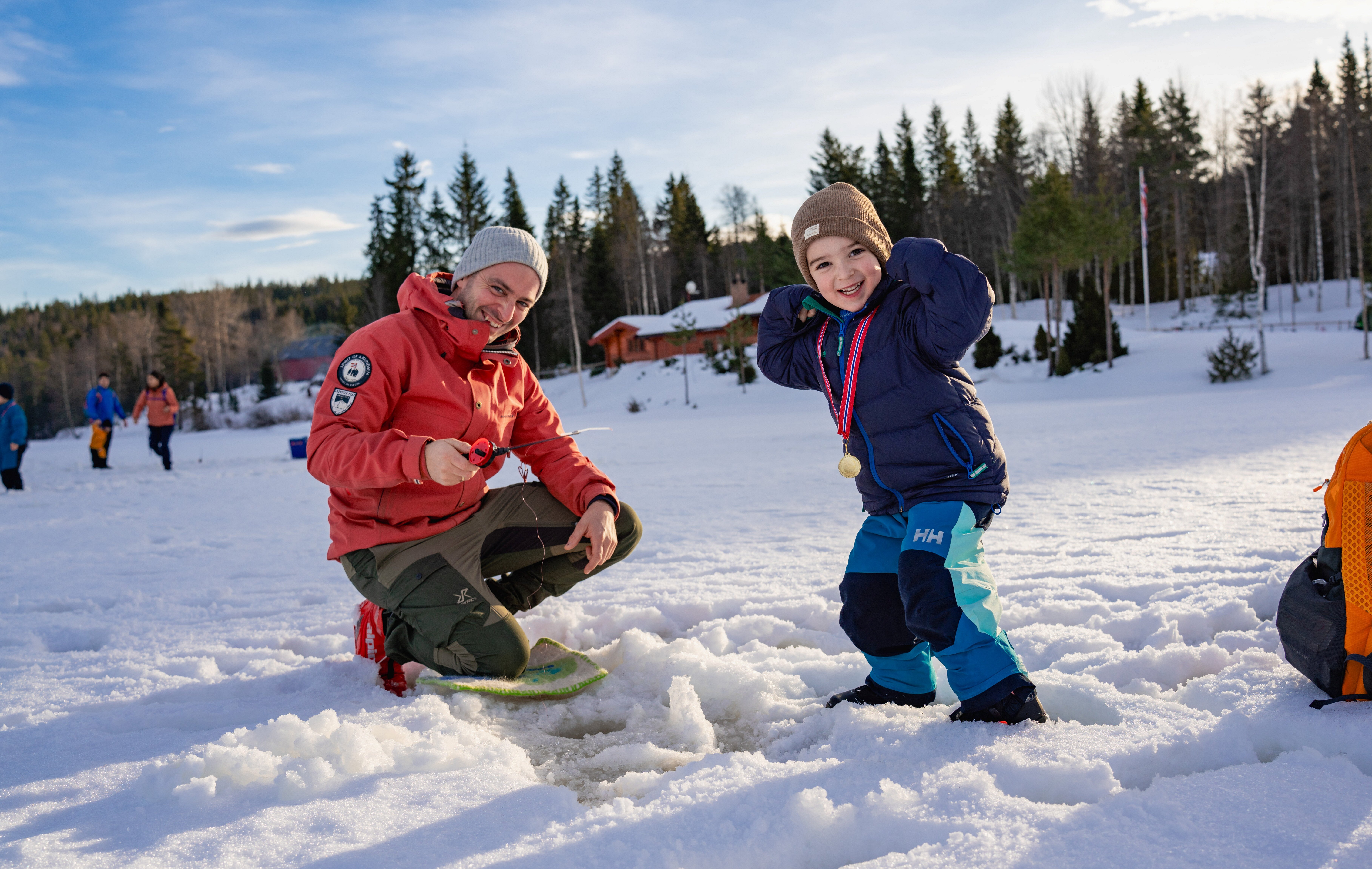far og s&oslash;nn pilker 